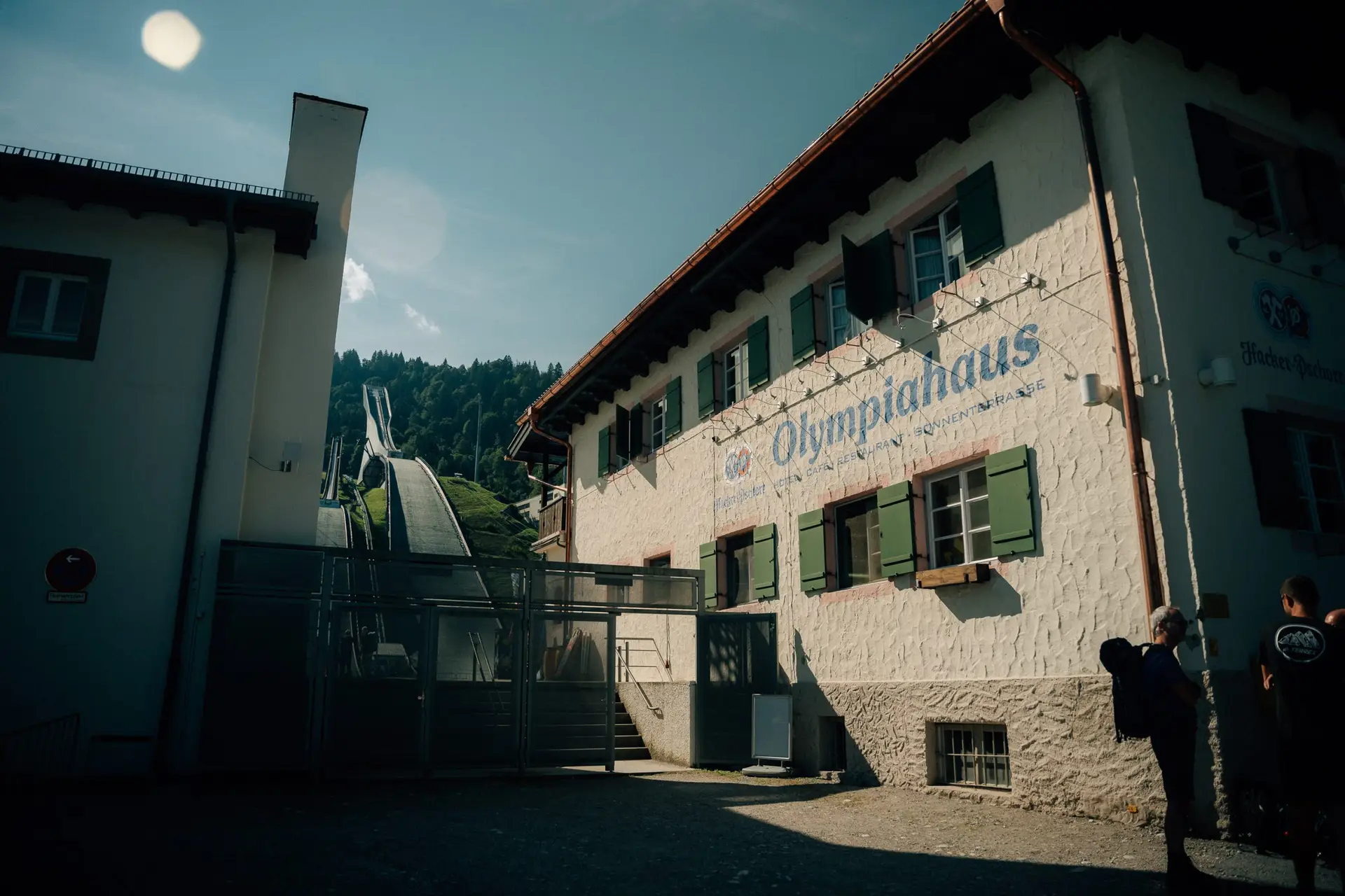 Start der Wanderung am Gasthaus
