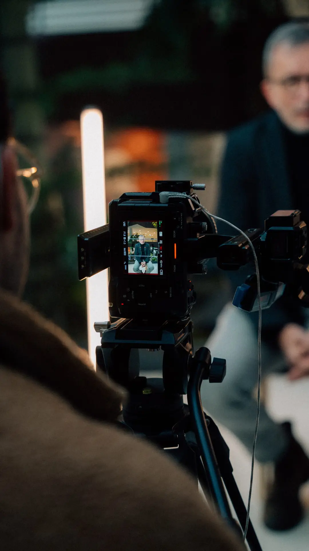 LionSchlenter@WACH.STUDIO-20 Imagefilm Produktion in Form eines Interviews